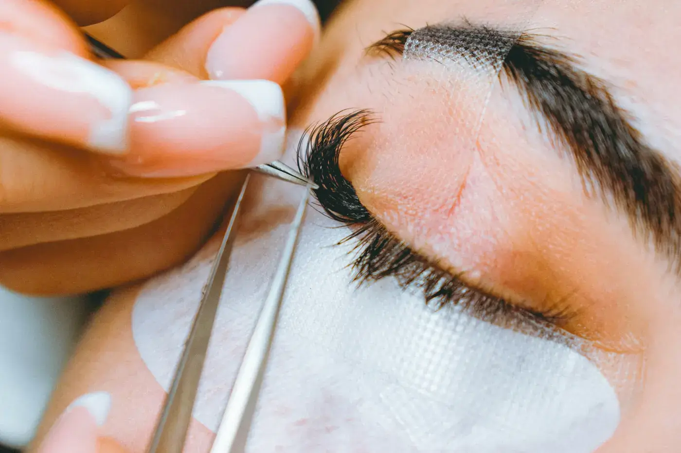 Curso de Lifting de Cejas y Pestañas